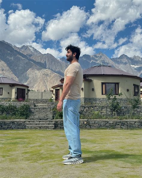 umer fayyaz butt  umebutt instagram