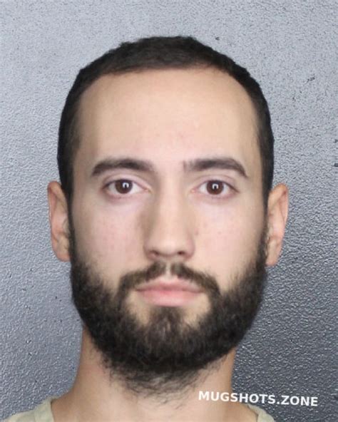 FRANCO ALBERTO 09 29 2022 Broward County Mugshots Zone