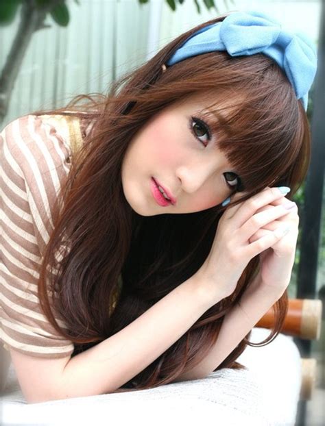 Ngắm hot girl xinh đẹp và thuần khiết hàng đầu Thái Lan