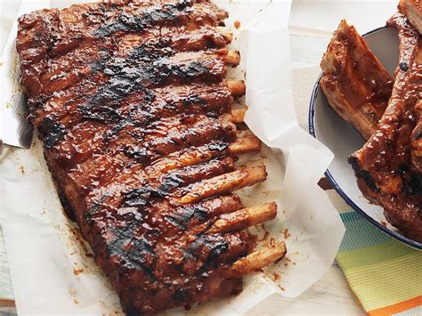 Как приготовить свиные ребра в духовке сочно и вкусно: 7 рецептов