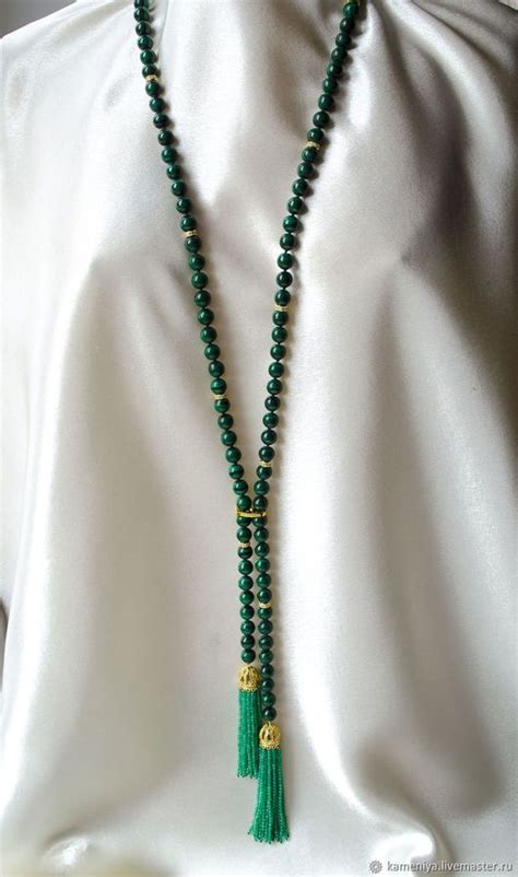 Длинные бусы лариат с кисточками из малахита и хризопраза в интернет ...