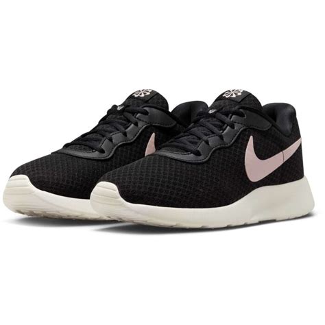 Nike Tanjun Ease