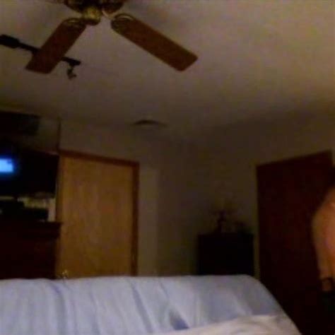 Couple Plays With Great BBC Both Suck His Cock Porn D XHamster