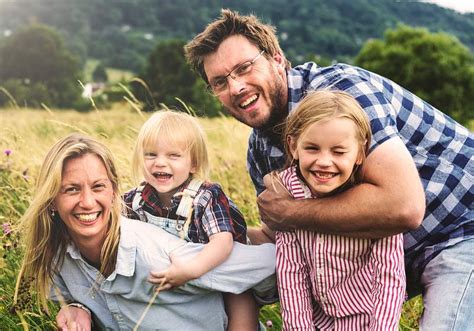 happy family images   hd backgrounds pngs vectors