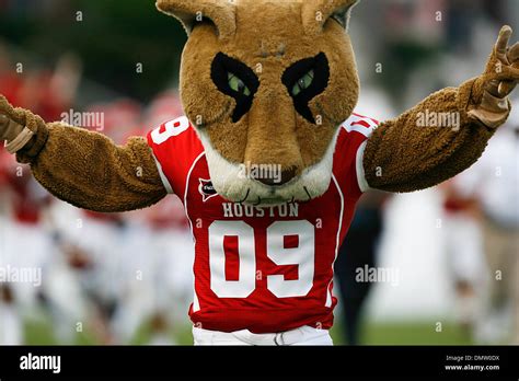 Sept. 5, 2009 - Houston, Texas, U.S - 05 September 2009: University of ...