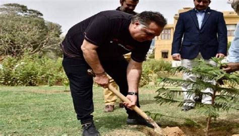 Tree Plantation Campaign Launched At Governor House