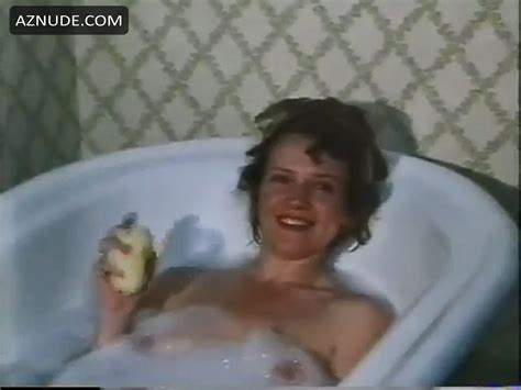 MOIRA BROOKER Nude AZNude