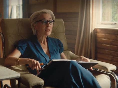 Xem phim Sex Education xong tôi bất ngờ nhận 1 cuộc gọi từ giáo viên của con Không ngờ chuyện