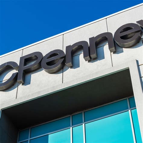 'Days of Our Lives' Legendary Supercouple Has Fans Crying 'Tears of Joy