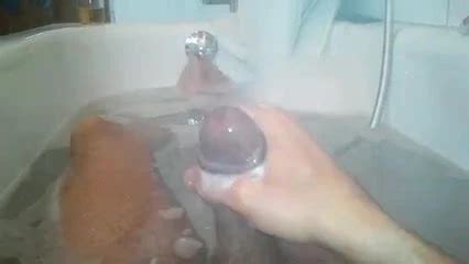 Er Kommt In Der Badewanne Gay Man Porn XHamster