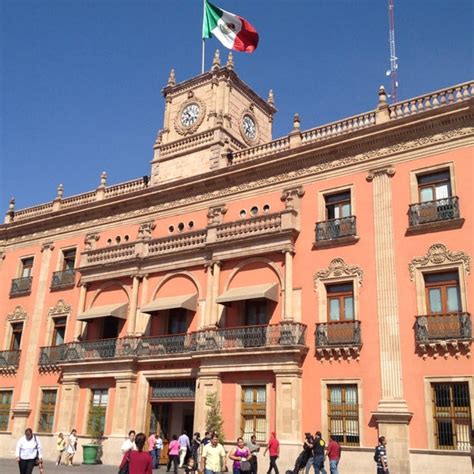 Presidencia Municipal De León Centro Plaza Principal Sn