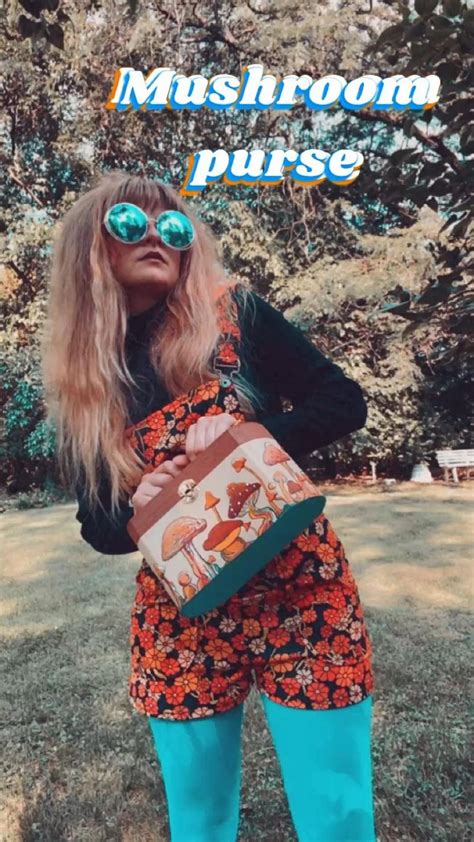 Wooden box craft. Crafting with a wooden box. Making a retro purse. | Hippie style clothing ...