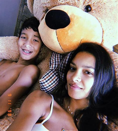 M N Th N Nghi N M C Bikini Khoe D Ng N Ng B Ng Nh N Nh Ng C Nh Con Trai C N S C H N