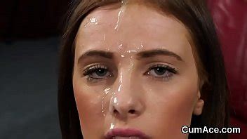 Miel Luchadora Recibe Una Carga De Esperma En Su Cara Comiendo Todo El Esperma Xvideos