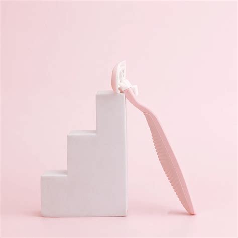 New Hedonic Triple Blade Pink Bikini Razors For Women Guangzhou Weidi Technology Co Ltd