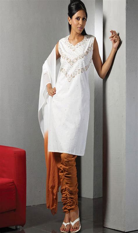 White Cotton Sleeveless Salwar Kameez Designs 2010