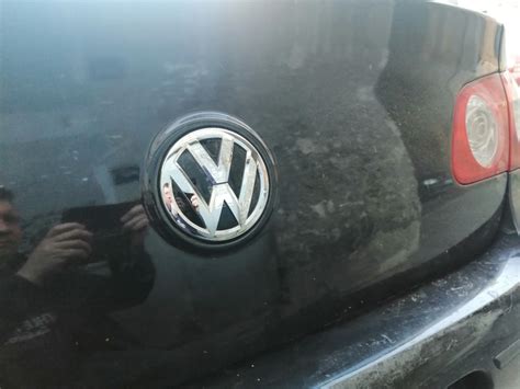 Камера заднего вида в значке — Volkswagen Passat B6, 1,6 л, 2008 года ...