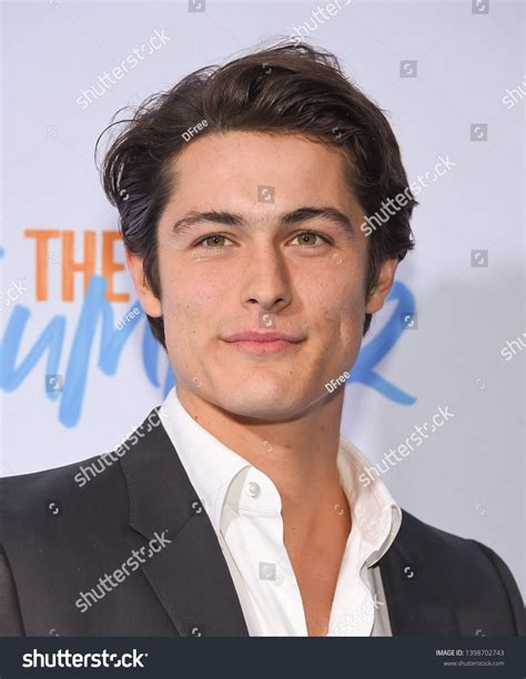 4 Wolfgang Novogratz Images, Stock Photos & Vectors | Shutterstock