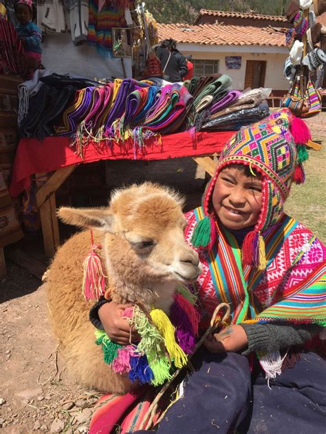 Peruvian Culture | Customs & Traditions - minube