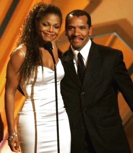 What is Ralph Carter Net Worth? His Earning Sources 2024 - CEOColumn