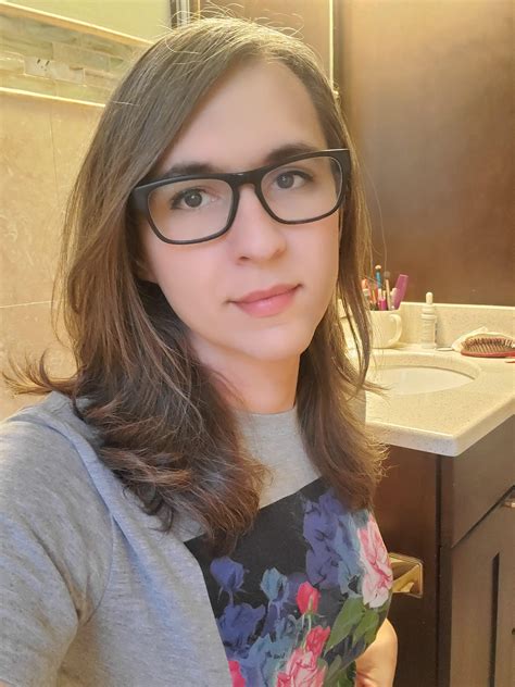 Don T Judge Me By Where I Took The Selfie Judge Me By How Hot I Looked In It Scrolller