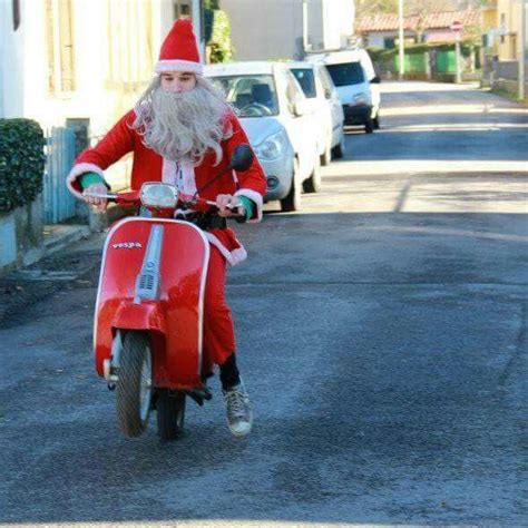 Vespa Xmas Vespa Scooter Vintage Christmas