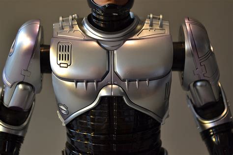 Hot Toys RoboCop With Mechanical Chair Docking Station MMS203 D05