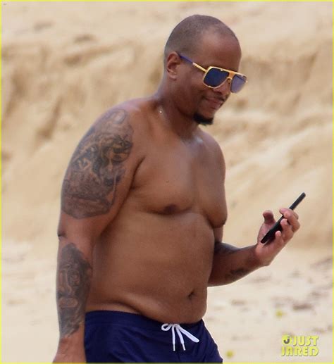 Wendy Williams Flaunts Slim Figure In A Bikini At The Beach Photo 3955889 Bikini Shirtless