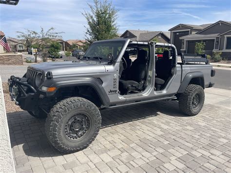 Nude Gladiators No Doors Tops Pics Please Page Jeep Gladiator Jt News Forum