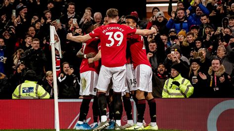 gallery  match pics  man utd  tottenham manchester united