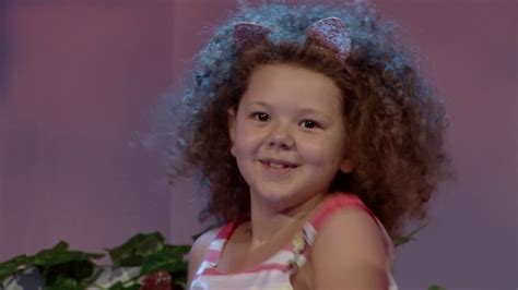 Дајте музика - Мачето Лили - Бисера Мојаноски - YouTube