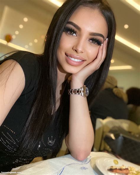 Maya Bulgarien A T Hristovaa Mayabeats Nude OnlyFans Leaks The Fappening Photo 3251194