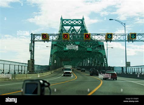 Montreal, Quebec-Canada, Victoria bridge Stock Photo - Alamy