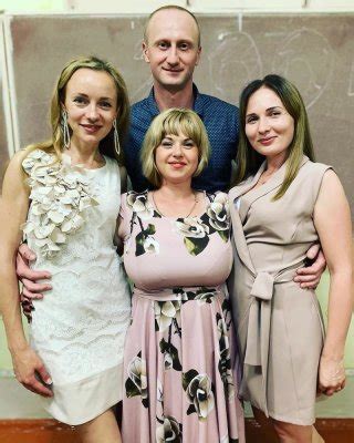 Busty Russian Porn Pics PICTOA