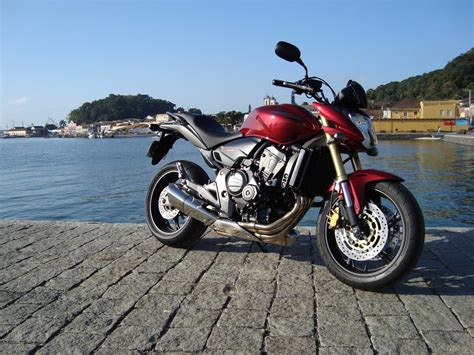Honda Cb F Hornet Ainda A Naked Usada Mais Desejada Pelos Jovens