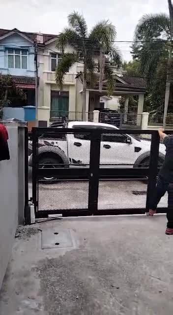 Pemasangan Gate Wire Mash Di Taman Tasik Utama Siap Dengan Autogate