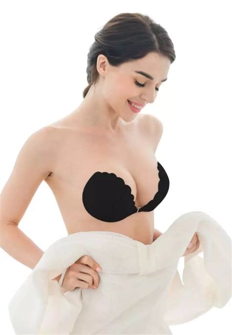 Buy Kiss Tell Pack Scallop Thick Push Up Stick On Nubra In Nude And Black Seamless Invisible