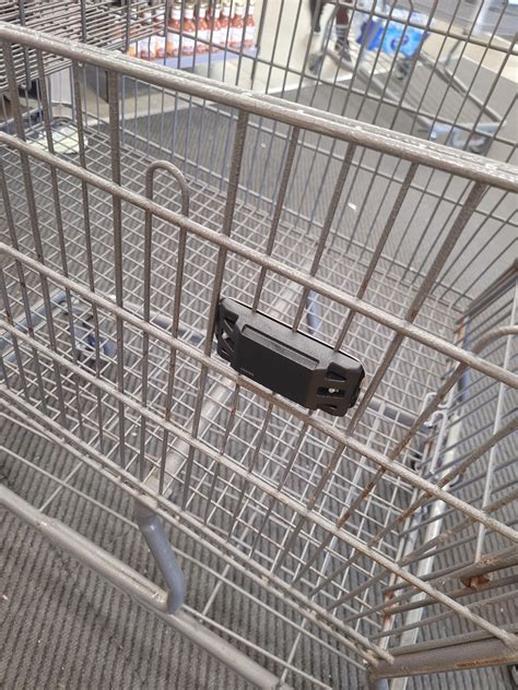 The UPS tracking US system is surprisingly accurate this season 21