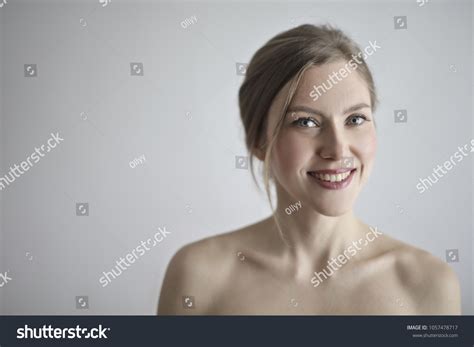Smiling Beautiful Girl Naked Stock Photo Shutterstock