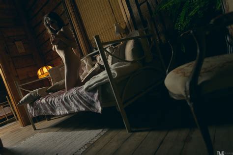 AMATEUR GIRL TheLifeErotic Dirt Emily J High