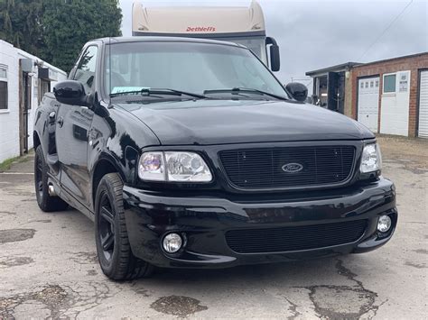 Ford F150 Lightning – Pioneer Z9200 Double Din – 2001 | John Kleis Audio