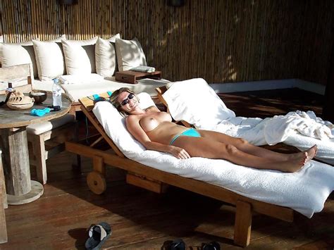 Cute Topless Milf Porn Pictures Xxx Photos Sex Images Pictoa