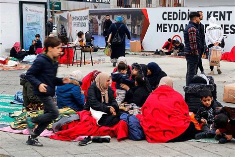 Mehr als 70 Verletzte bei Erdbeben im Nordwesten der Türkei Panorama