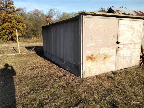 Бетонен Гараж с метална порта | Готови конструкции | Казанлък Гаража е ...