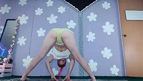 Cute Latina Milf Yoga Workout Flashing Big Boobs Nip Slip See Through Leggings Xhamster