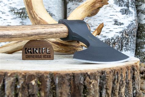 Купить топор "Berserker" 1055 Tennessee Hickory 2736 от CRKT