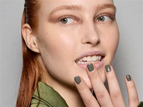 I Colori Di Smalto Per Le Unghie Di Fine Estate The Wom Beauty