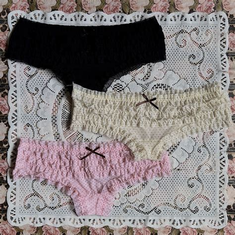 Cute Tull Polka Dot Lingerie Set Of W Bows Femmecannibale