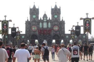 Linkin Park Scorpions Korn Sex Pistols Le Reste De Laffiche Du Hellfest