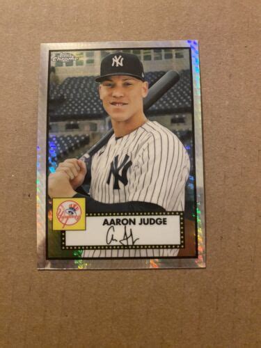 2021 Topps Chrome Platinum Anniversary Prism Refractor 142 Aaron